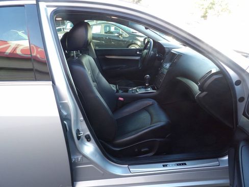 Used 2013 INFINITI G37 Journey w/ Premium Pkg RWD image 6