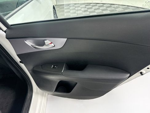 Used 2024 Kia Forte LXS image 28