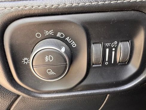 Used 2019 RAM 2500 Limited AWD/4WD image 23