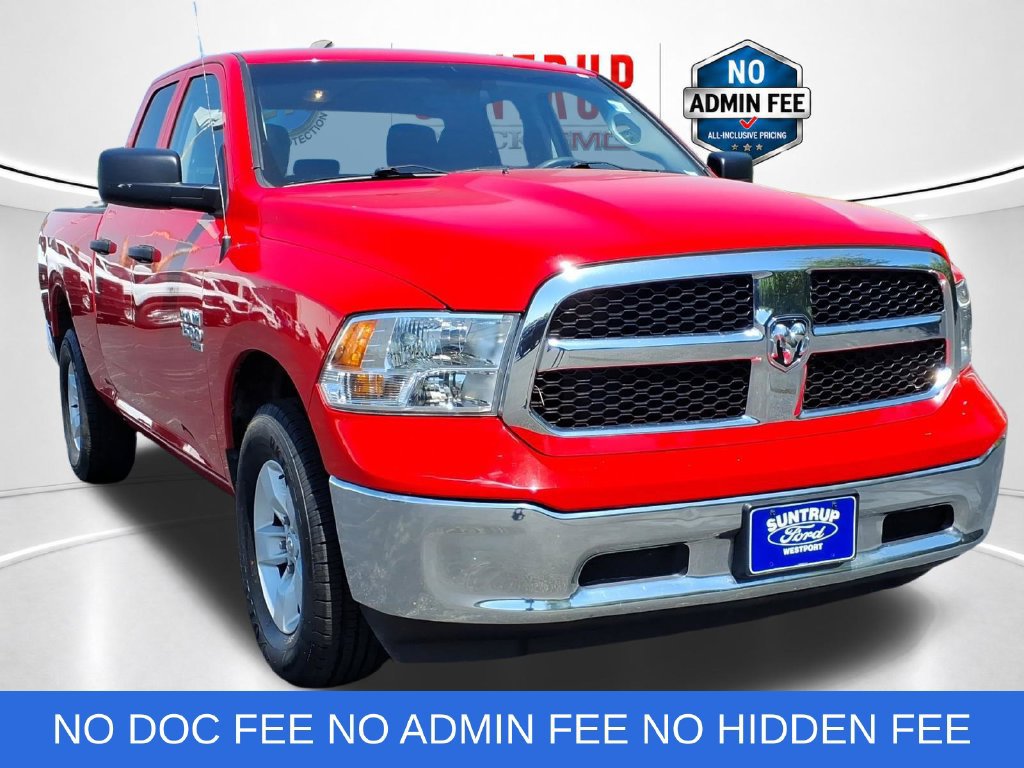 Used 2024 RAM 1500 Classic SLT AWD/4WD image 3