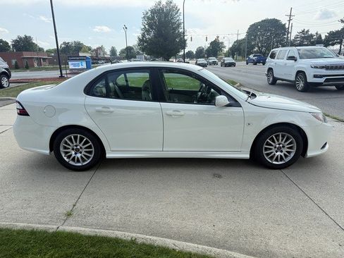 Used 2009 Saab 9-3 2.0T image 4
