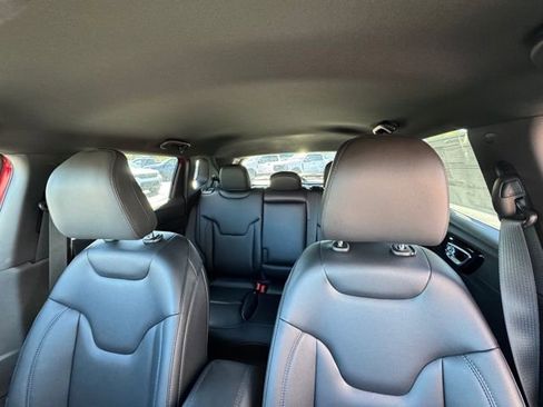 New 2026 Jeep Compass Limited image 25