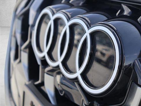 Certified 2025 Audi Q5 Premium w/ Convenience Package AWD/4WD image 30