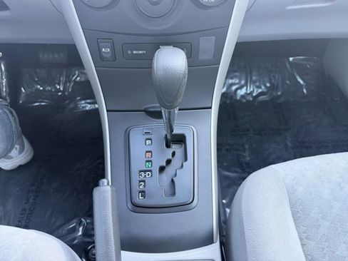 Used 2009 Toyota Corolla LE FWD image 17