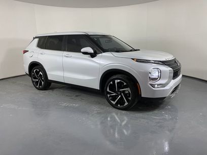 Used 2022 Mitsubishi Outlander SE