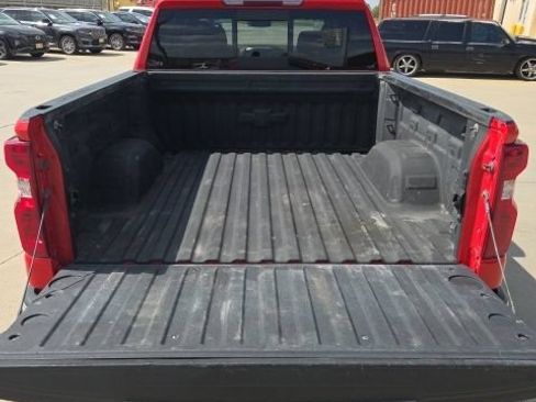 Used 2021 Chevrolet Silverado 1500 LT w/ Convenience Package II AWD/4WD image 36