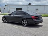 Used 2018 BMW 750i image 4