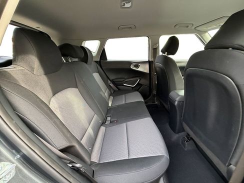 Used 2025 Kia Soul LX w/ LX Technology Package image 14
