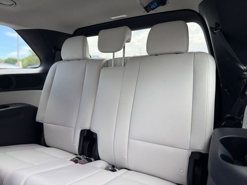 Used 2026 Hyundai Palisade Calligraphy image 8