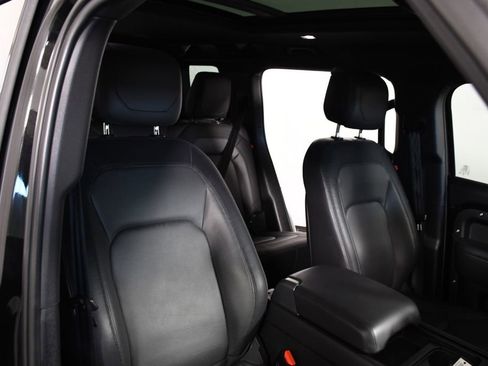 Used 2023 Land Rover Defender 110 X-Dynamic SE AWD/4WD image 20