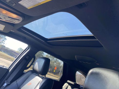 Used 2024 Dodge Durango GT image 18