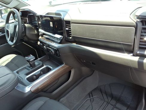 Used 2024 Chevrolet Silverado 1500 RST w/ Protection Package AWD/4WD image 11