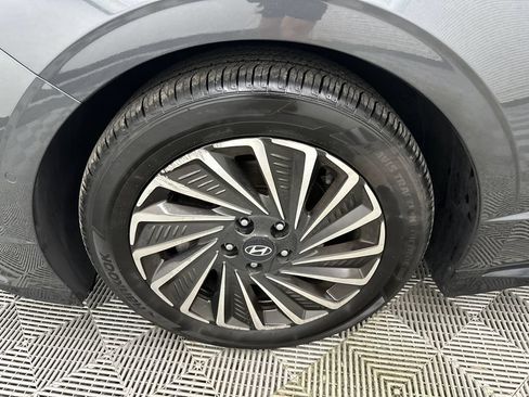 Used 2024 Hyundai Sonata Limited FWD image 13