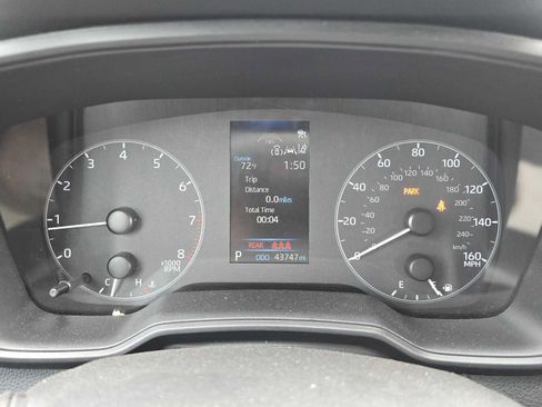 Used 2024 Toyota Corolla LE FWD image 28