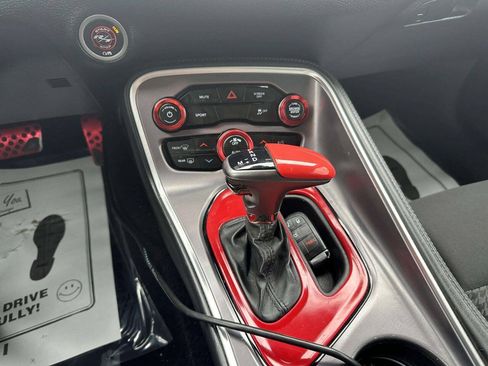 Used 2019 Dodge Challenger SXT RWD image 26