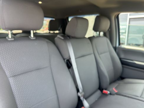 Used 2020 Ford F150 XLT w/ Equipment Group 302A Luxury AWD/4WD image 12