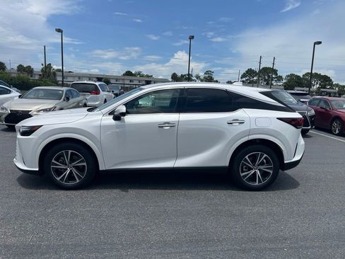 Used 2025 Lexus RX 350 FWD w/ Technology Package image 2