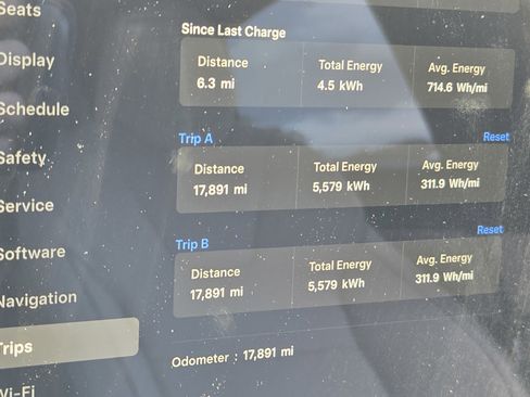 Used 2022 Tesla Model S Plaid AWD/4WD image 21