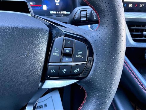 Used 2025 Ford Explorer ST-Line image 23