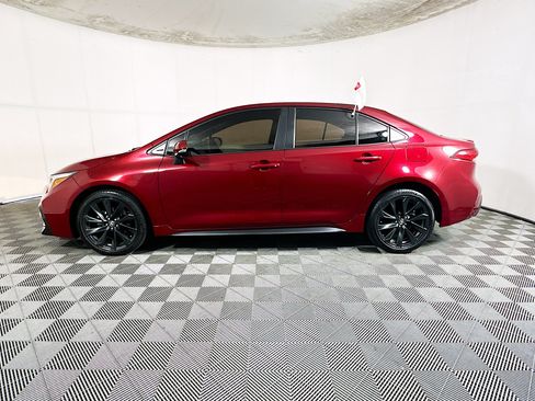 Used 2024 Toyota Corolla SE FWD image 6
