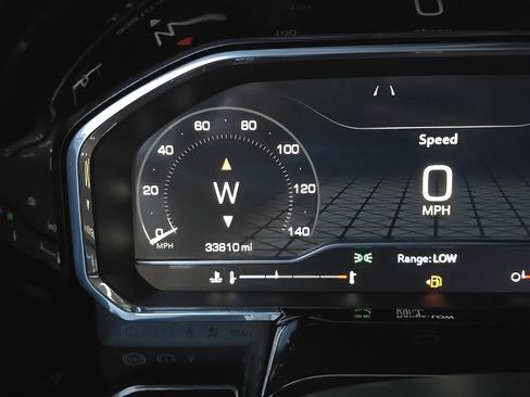 Used 2025 GMC Sierra 3500 SLE w/ SLE Value Package image 12