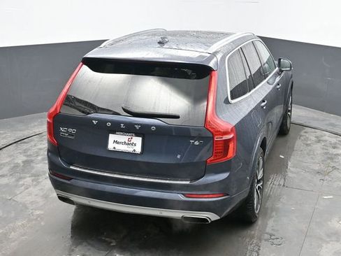 Used 2020 Volvo XC90 T6 Momentum w/ Protection Package Premier image 30
