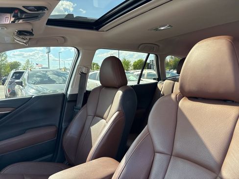 Used 2022 Subaru Outback Touring w/ Tech Package 2 image 5