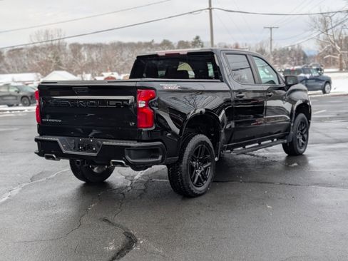 Used 2022 Chevrolet Silverado 1500 LT Trail Boss image 11