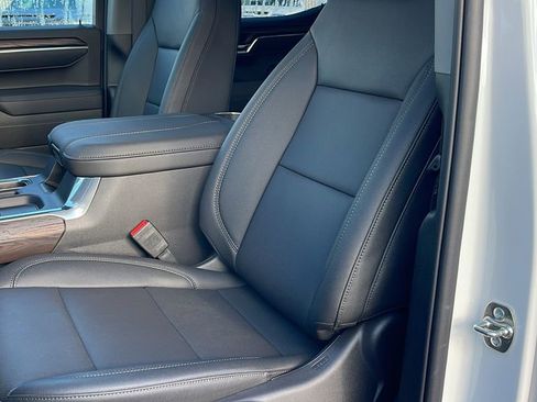 New 2026 GMC Sierra 1500 SLT w/ SLT Premium Plus Package image 11