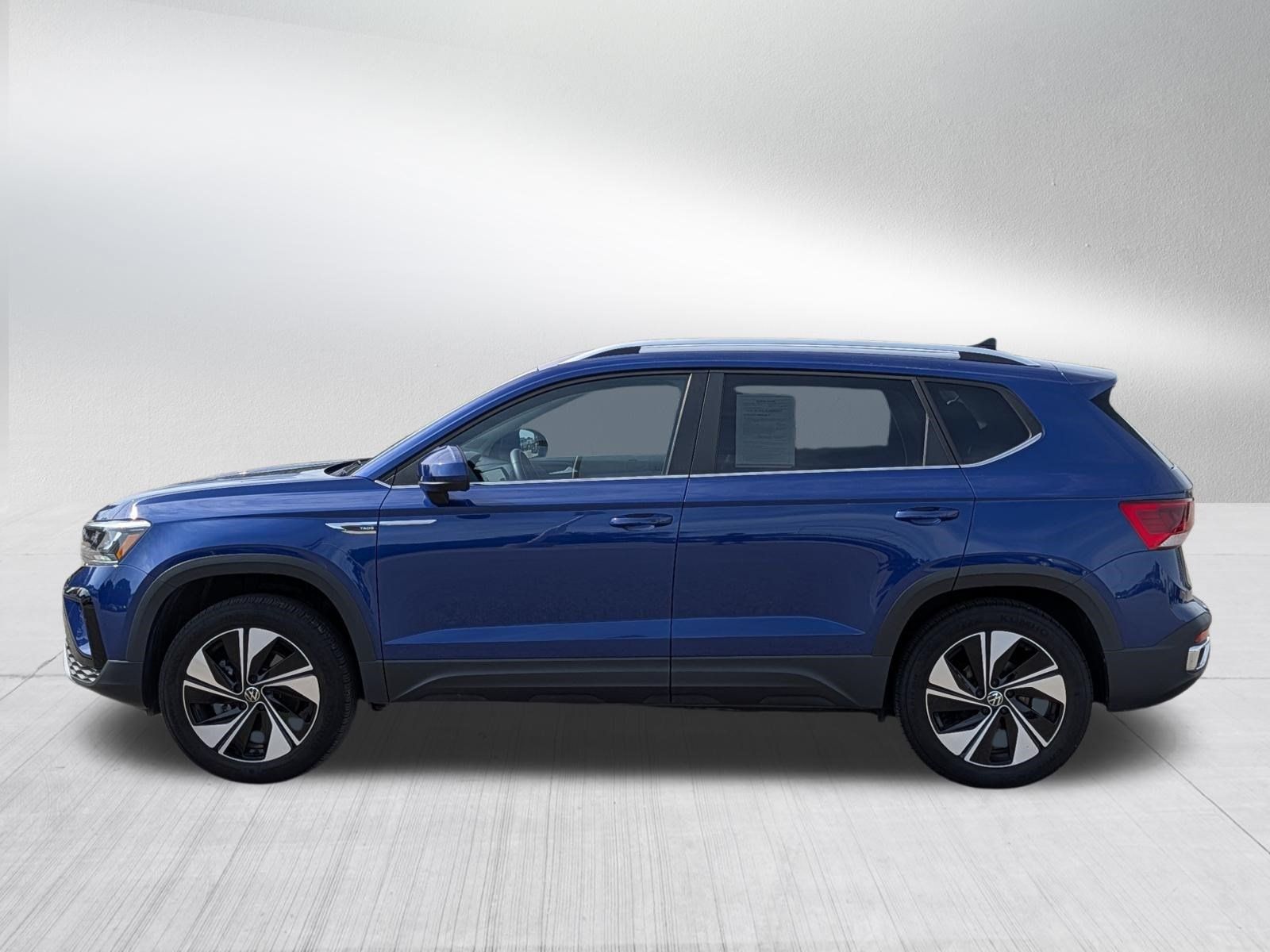 Certified 2024 Volkswagen Taos SE AWD/4WD image 4
