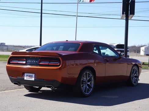 Used 2022 Dodge Challenger GT RWD image 7