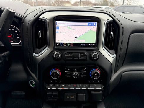 Used 2020 Chevrolet Silverado 2500 LTZ w/ LTZ Premium Package AWD/4WD image 17