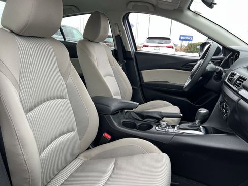 Used 2016 MAZDA MAZDA3 i Sport w/ Preferred Equipment Package image 25