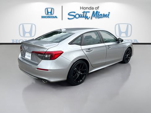 Used 2023 Honda Civic Sport image 7
