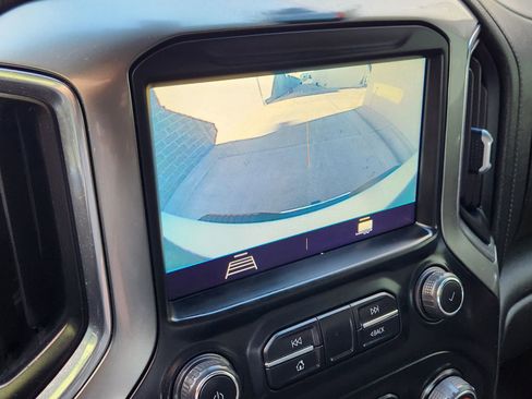 Used 2021 Chevrolet Silverado 2500 LT w/ Z71 Off-Road Package image 18