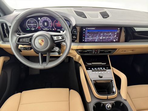 Certified 2026 Porsche Cayenne AWD/4WD image 29