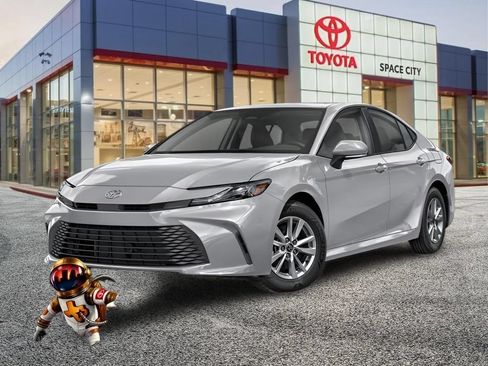 Certified 2025 Toyota Camry LE FWD image 2