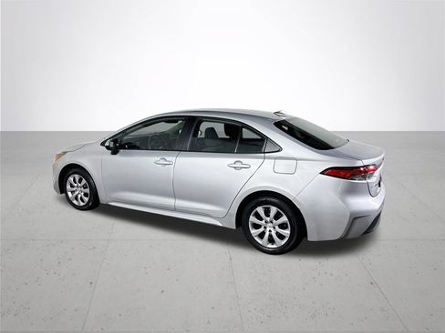 Used 2024 Toyota Corolla LE FWD image 8