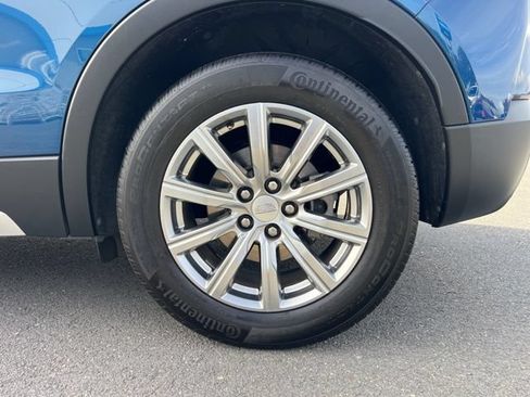 Used 2019 Cadillac XT4 Premium Luxury w/ Cold Weather Package FWD image 10