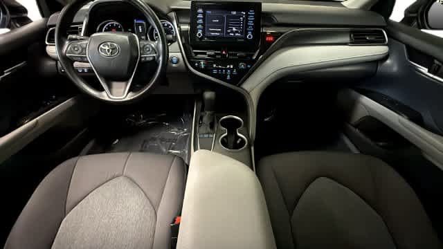 Used 2024 Toyota Camry LE w/ Convenience Package FWD image 6