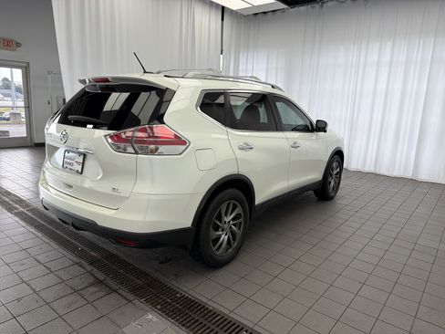 Used 2015 Nissan Rogue SL FWD image 4