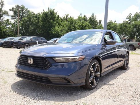 New 2026 Honda Accord SE image 3