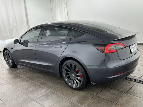 Used 2023 Tesla Model 3 Performance image 4