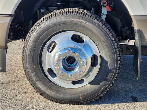 New 2026 Ford F350 King Ranch AWD/4WD image 8