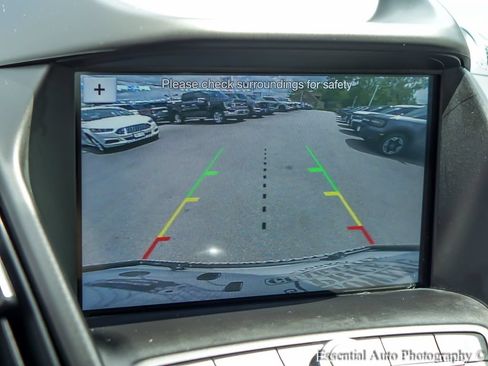 Used 2019 Ford Escape SE FWD image 14