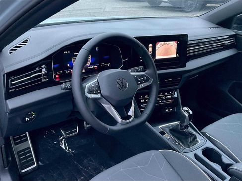 New 2025 Volkswagen Jetta Sport image 9