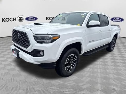 Used 2023 Toyota Tacoma TRD Sport w/ Technology Package AWD/4WD image 40
