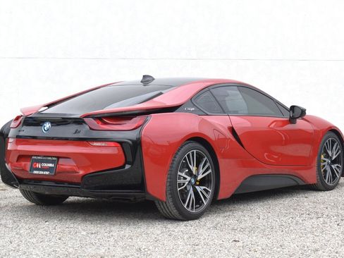 Used 2017 BMW i8 image 6