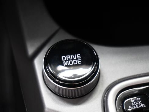 Used 2023 Kia Seltos LX AWD/4WD image 20