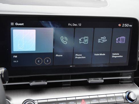 Certified 2025 Hyundai Kona SEL image 23